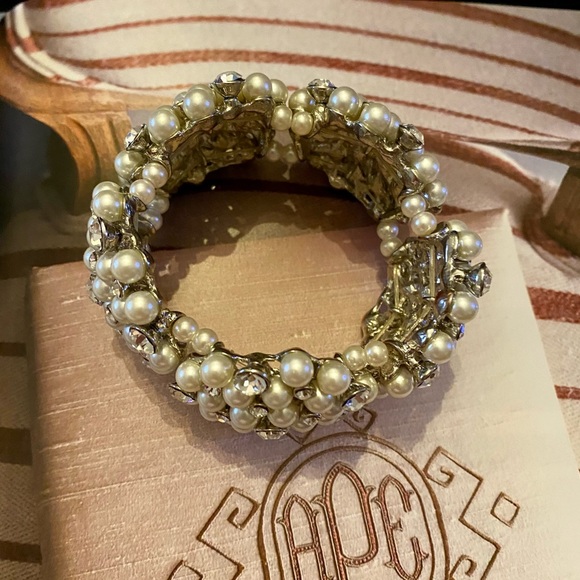 Pearl and Rhinestone Bracelet - Picture 3 of 3